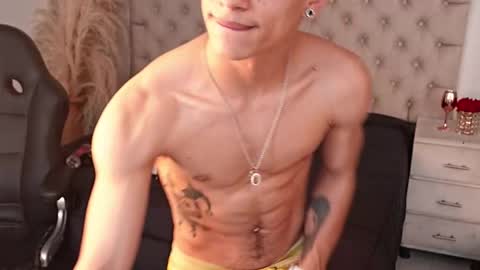 jhoanleandro online show from March 10, 6:07 am