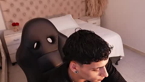 jhoanleandro online show from May 9, 11:10 pm