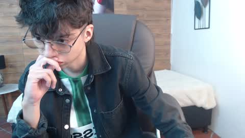 Jhoel online show from December 9, 1:02 pm