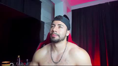 Jhojan Strong  online show from August 1, 12:10 am