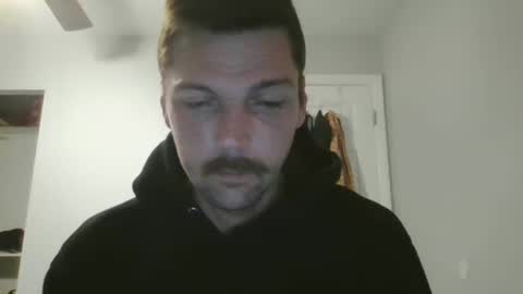 Snapshot of jholls chatting on February 8, 11:13 pm jholls online show from February 8, 11:13 pm