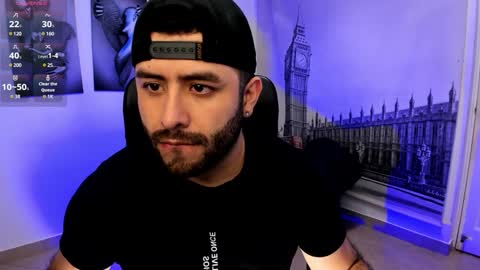 Snapshot of jhon_bear02 chatting on January 8, 11:10 am John Bear.... online show from January 8, 11:10 am