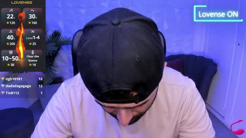 Snapshot of jhon_bear02 chatting on January 14, 5:45 pm John Bear.... online show from January 14, 5:45 pm