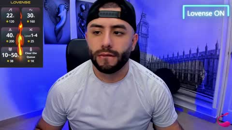 Snapshot of jhon_bear02 chatting on January 15, 11:10 am John Bear.... online show from January 15, 11:10 am