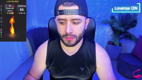 Snapshot of jhon_bear02 chatting on January 22, 11:23 am John Bear.... online show from January 22, 11:23 am