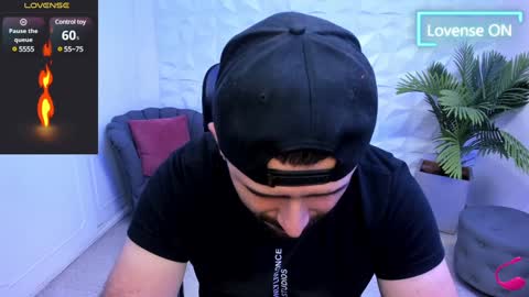 Snapshot of jhon_bear02 chatting on January 24, 11:15 am John Bear.... online show from January 24, 11:15 am