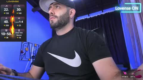 Snapshot of jhon_bear02 chatting on February 10, 11:15 am John Bear.... online show from February 10, 11:15 am