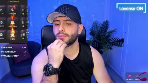 Snapshot of jhon_bear02 chatting on February 22, 2:19 pm John Bear.... online show from February 22, 2:19 pm