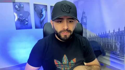 Snapshot of jhon_bear02 chatting on March 4, 11:19 am John Bear.... online show from March 4, 11:19 am