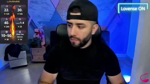 Snapshot of jhon_bear02 chatting on March 5, 11:17 am John Bear.... online show from March 5, 11:17 am