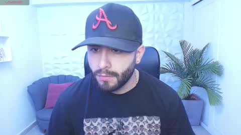 Snapshot of jhon_bear02 chatting on March 8, 11:16 am John Bear.... online show from March 8, 11:16 am