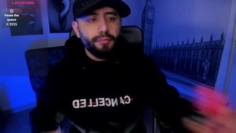 Snapshot of jhon_bear02 chatting on September 16, 11:00 am John Bear.... online show from September 16, 11:00 am