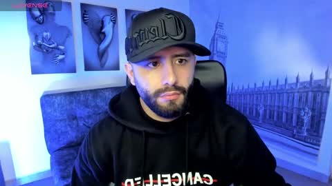 Snapshot of jhon_bear02 chatting on September 22, 11:01 am John Bear.... online show from September 22, 11:01 am