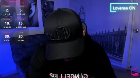 Snapshot of jhon_bear02 chatting on October 6, 11:29 am John Bear.... online show from October 6, 11:29 am