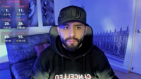 Snapshot of jhon_bear02 chatting on October 7, 11:07 am John Bear.... online show from October 7, 11:07 am