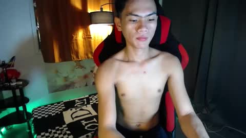 jhon_cummer online show from May 13, 3:04 am