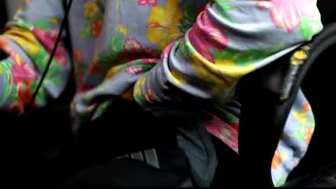 Snapshot of jhon_jairoo chatting on October 8, 2:53 am JJ online show from October 8, 2:53 am