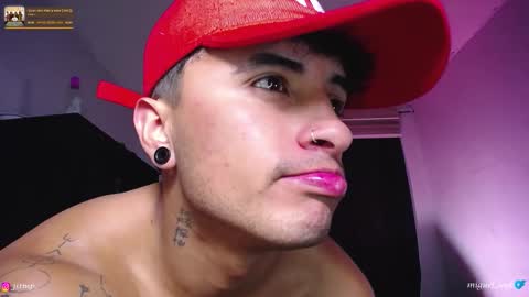 Snapshot of jhon_mendoza_ chatting on October 9, 6:00 am jhon_mendoza_ online show from October 9, 6:00 am