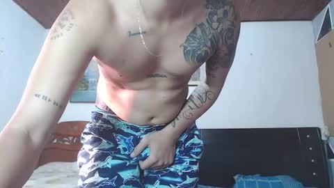 Snapshot of jhon_tommy chatting on December 24, 12:22 pm jhon tommy online show from December 24, 12:22 pm