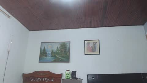 Snapshot of jhon_tommy chatting on December 28, 12:45 pm jhon tommy online show from December 28, 12:45 pm