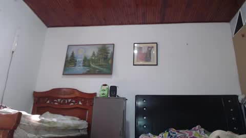 Snapshot of jhon_tommy chatting on January 27, 2:35 pm jhon tommy online show from January 27, 2:35 pm