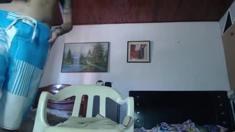 Snapshot of jhon_tommy chatting on January 27, 6:09 pm jhon tommy online show from January 27, 6:09 pm