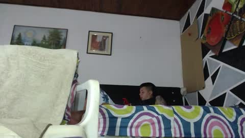 Snapshot of jhon_tommy chatting on February 10, 4:14 pm jhon tommy online show from February 10, 4:14 pm