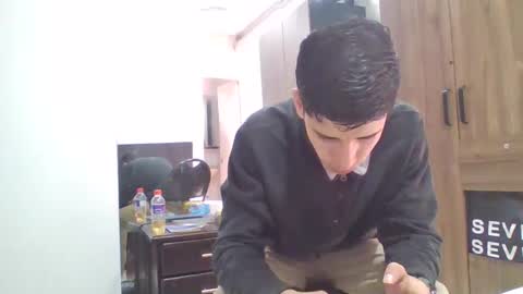 Snapshot of jhongrey2 chatting on March 5, 3:29 pm jhon online show from March 5, 3:29 pm