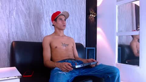 Jhon online show from April 8, 2:33 am