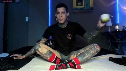 jhonny_ackerman online show from March 14, 1:01 am