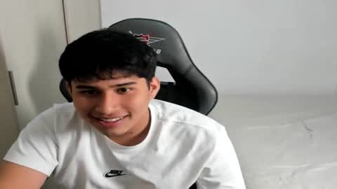 Snapshot of jhonny_dickm chatting on September 28, 6:46 pm jhonny_dickm online show from September 28, 6:46 pm