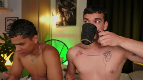 Jhonny  online show from April 3, 4:10 am