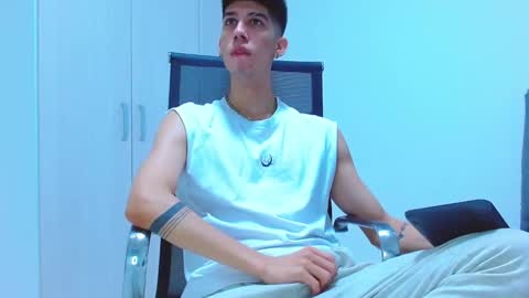 jhony_sex3 online show from October 28, 4:05 am