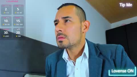 Jhony Alzate online show from October 12, 11:26 pm