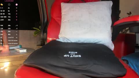 jhonymiller online show from February 10, 10:25 pm