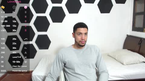 Snapshot of jhors__collens chatting on January 18, 6:24 am Jhors online show from January 18, 6:24 am