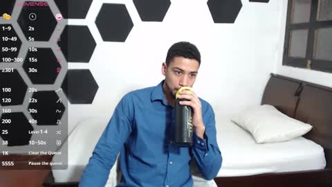 Snapshot of jhors__collens chatting on January 30, 7:39 am Jhors online show from January 30, 7:39 am