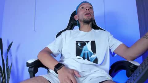 Jhors online show from September 21, 11:28 pm