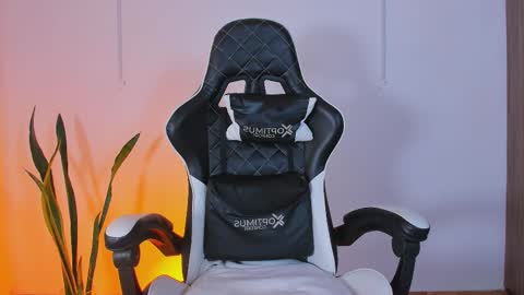 Jhors online show from November 2, 5:48 pm