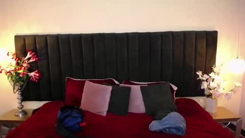 Snapshot of jhos_padill chatting on February 12, 1:39 pm jhos online show from February 12, 1:39 pm