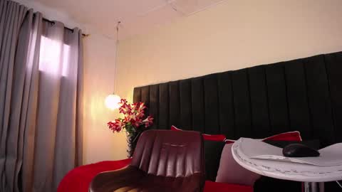 Snapshot of jhos_padill chatting on March 9, 2:10 pm jhos online show from March 9, 2:10 pm