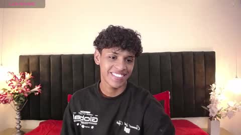 Snapshot of jhos_padill chatting on March 16, 1:15 pm jhos online show from March 16, 1:15 pm