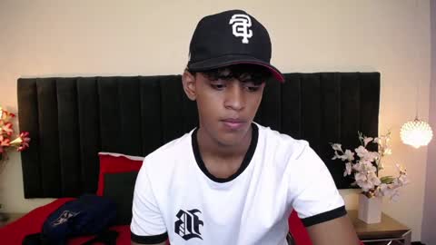 Snapshot of jhos_padill chatting on March 30, 1:45 pm jhos online show from March 30, 1:45 pm