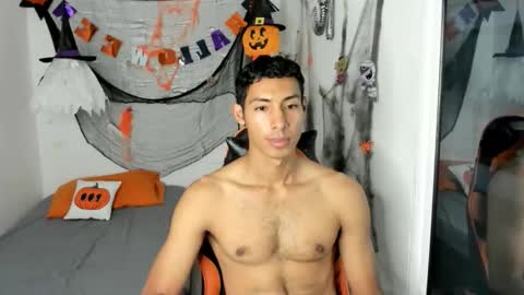 Snapshot of jhosep_hamilton chatting on October 23, 7:12 pm jhosep_hamilton online show from October 23, 7:12 pm