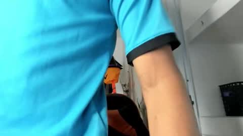 Snapshot of jhosep_hamilton chatting on October 27, 12:20 pm jhosep_hamilton online show from October 27, 12:20 pm