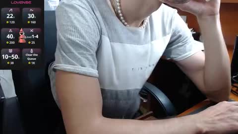 jhosuamoore2 online show from October 3, 4:59 pm