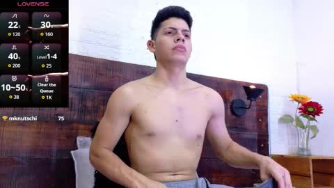 Snapshot of jhosuavega chatting on September 27, 2:49 am jhosuavega online show from September 27, 2:49 am