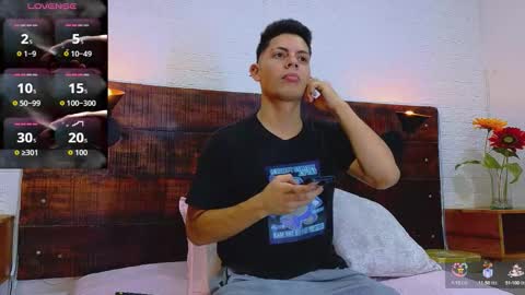 Snapshot of jhosuavega chatting on October 2, 2:07 am jhosuavega online show from October 2, 2:07 am