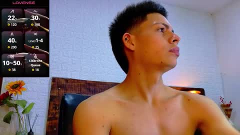 Snapshot of jhosuavega chatting on October 27, 7:07 pm jhosuavega online show from October 27, 7:07 pm