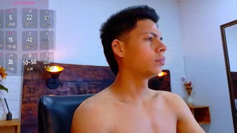 Snapshot of jhosuavega chatting on November 1, 10:56 pm jhosuavega online show from November 1, 10:56 pm